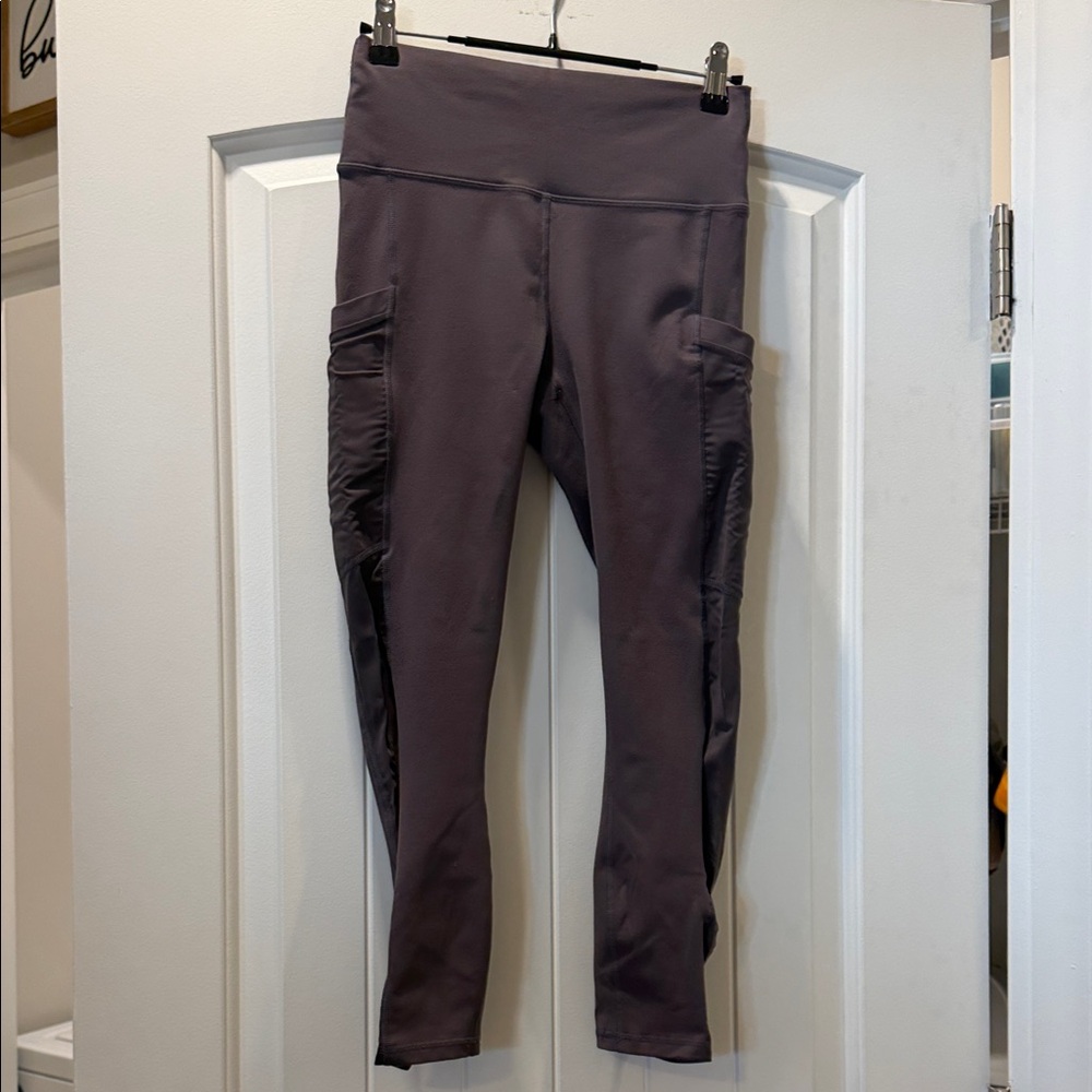 On-The-Go PowerHold® High-Waisted Capri